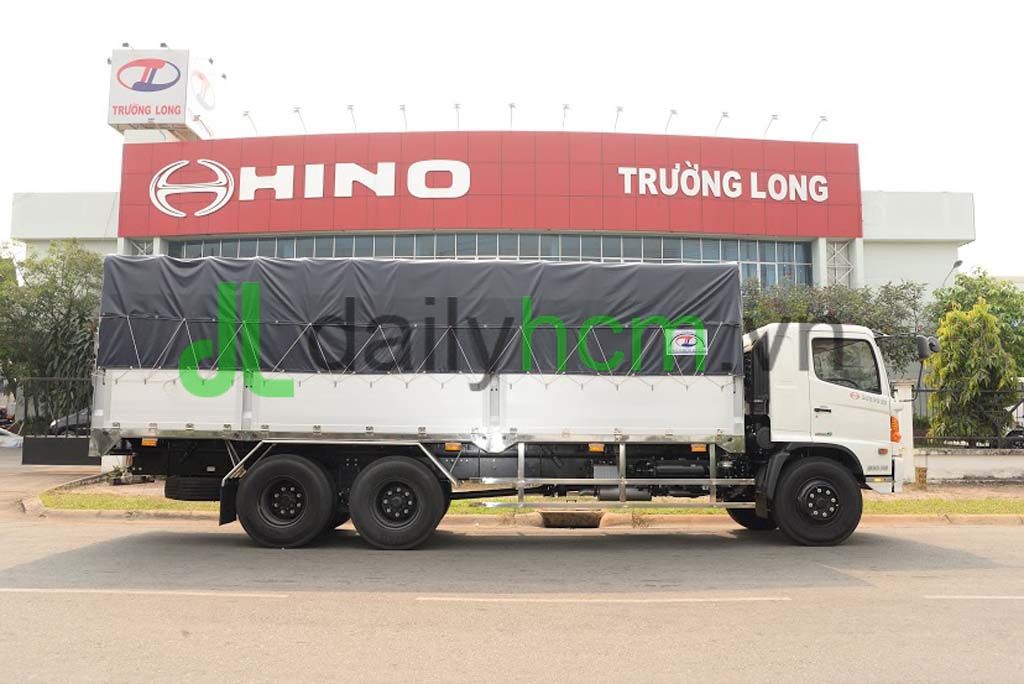 Xe tải HINO FL mui bạt bửng nhôm khung inox