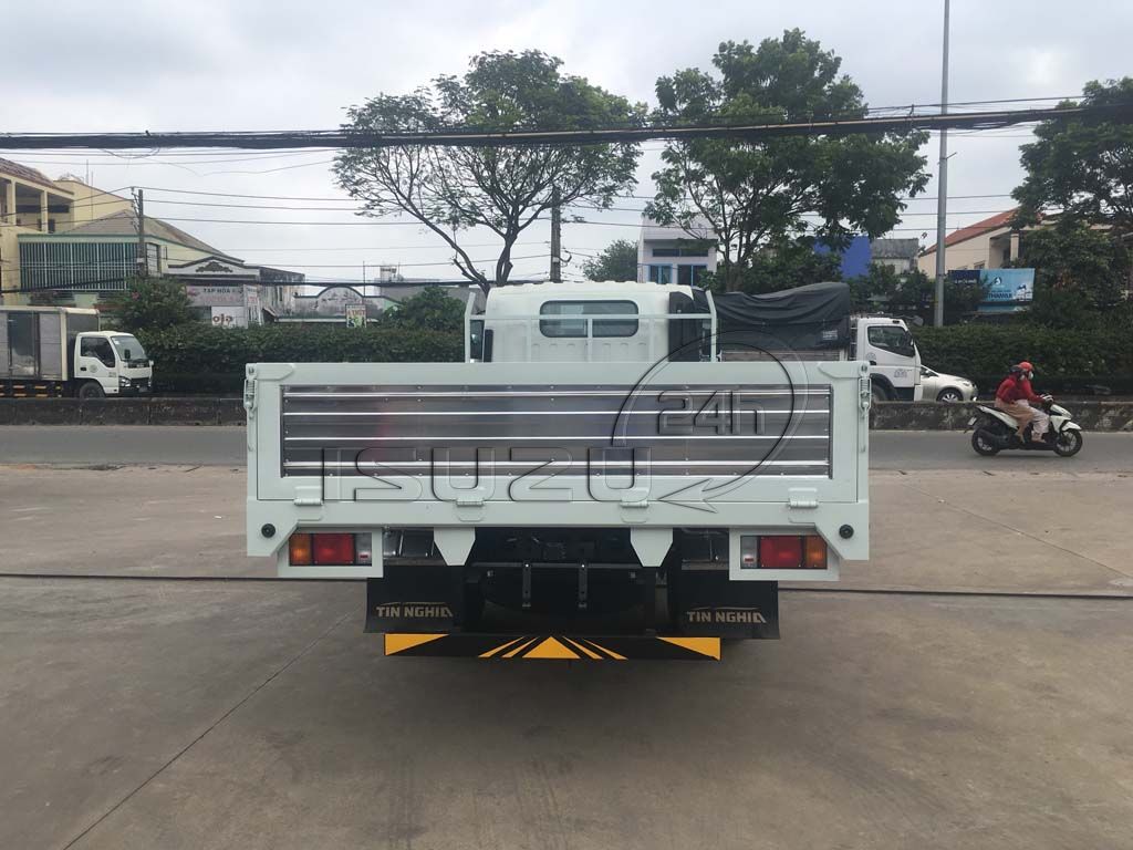 Xe tải Isuzu NPR 400 3T5 thùng lửng 5 bửng mở