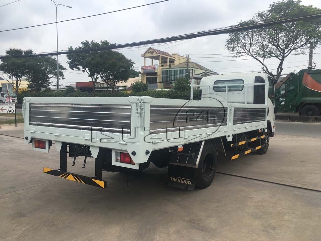 Xe tải Isuzu NPR 400 3T5 thùng lửng 5 bửng mở