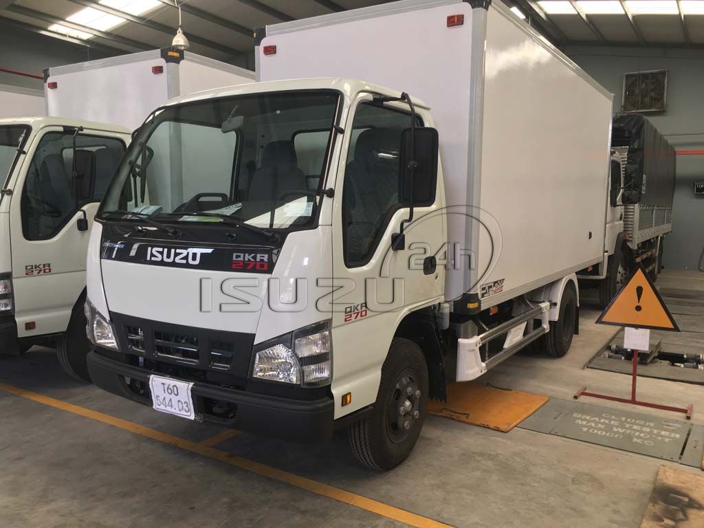 Xe tải Isuzu 1T9 QKR 270 thùng kín composite bảo ôn