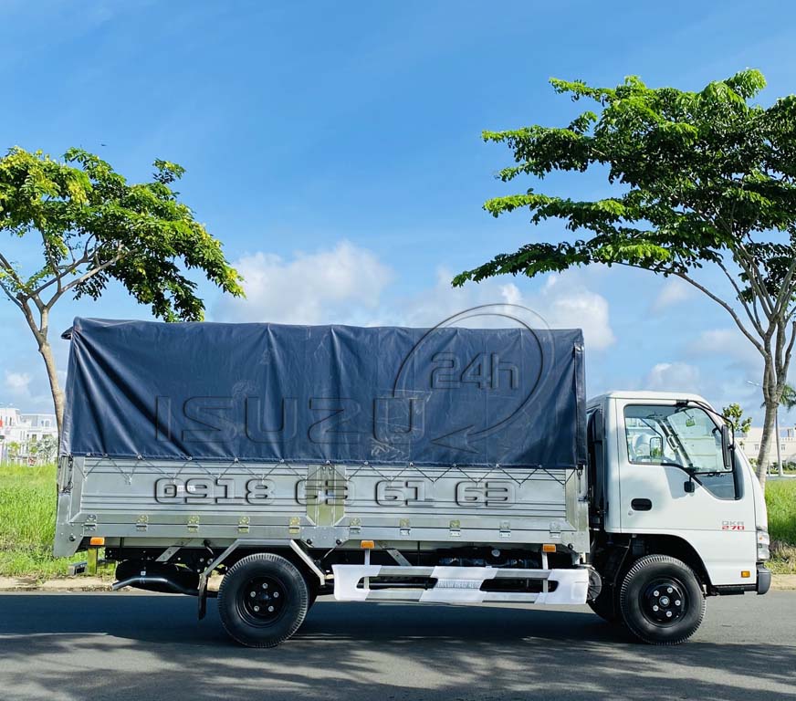 Xe Tải Isuzu QKR 270 Thùng Mui Bạt Bửng Full Inox