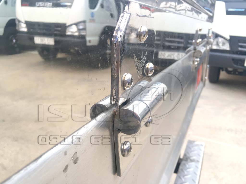 Bản lề bắt ốc giảm tỷ lệ xé thùng xe tải Isuzu 1T9 NMR 310 đầu vuông thùng mui bạt full inox 304