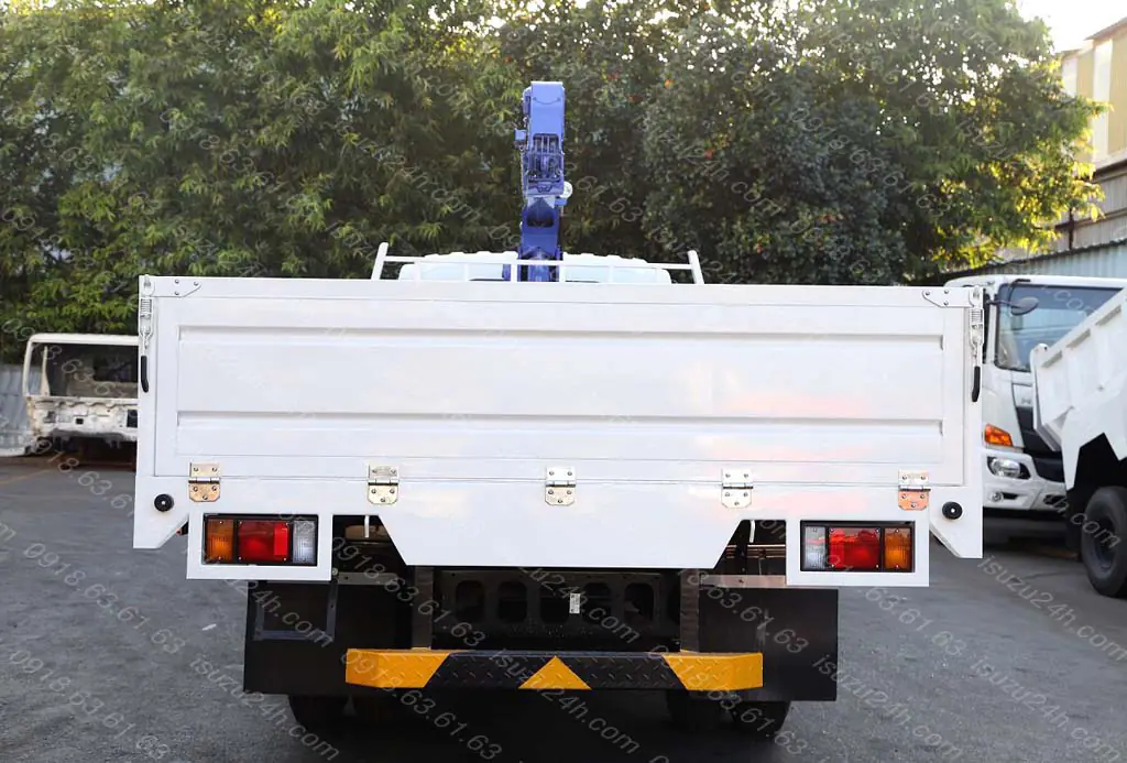 Bửng sau thép chấn định hình chất lượng cao