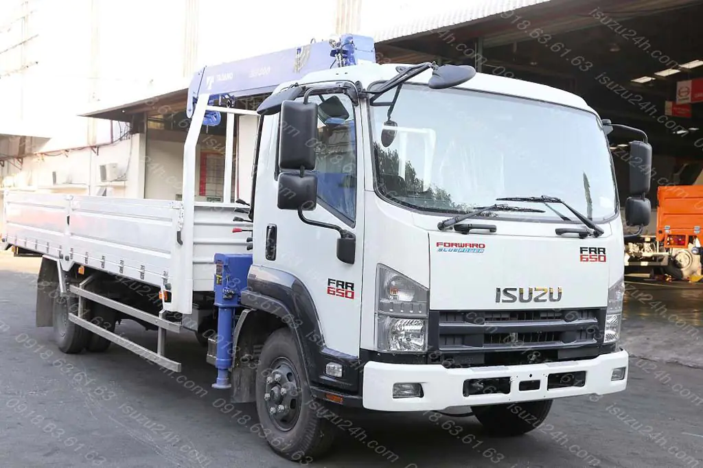 Xe tải gắn cẩu 5T Isuzu FRR 650 gắn cẩu Tadano 3 Tấn