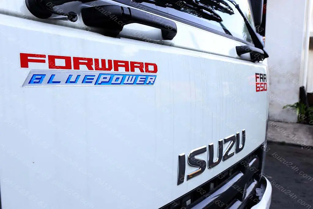 Xe cẩu Isuzu FRR 650 5T