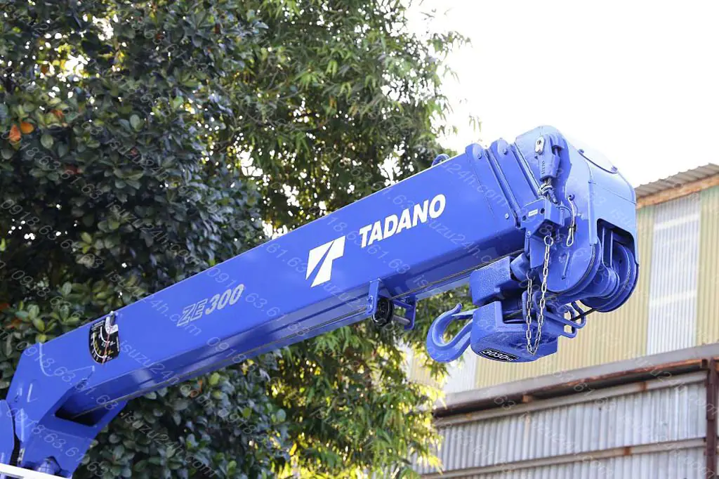 Cẩu Tadano ZE 300 nhập Nhật