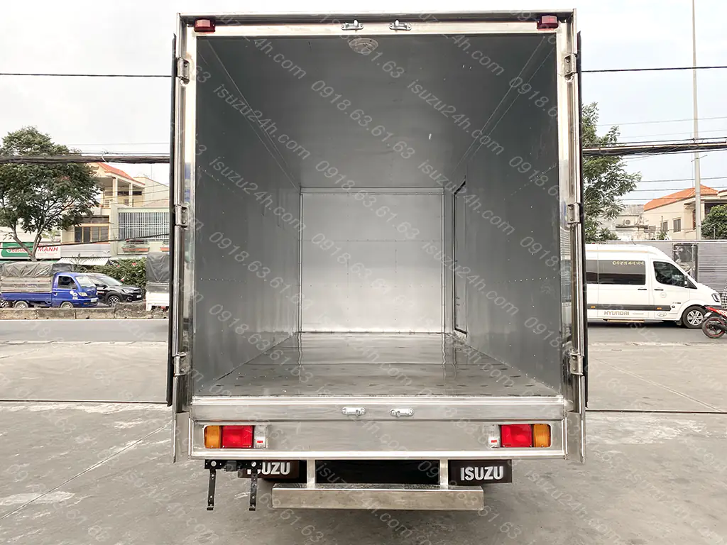 Thùng kín vách trong toàn bộ inox chất lượng cao