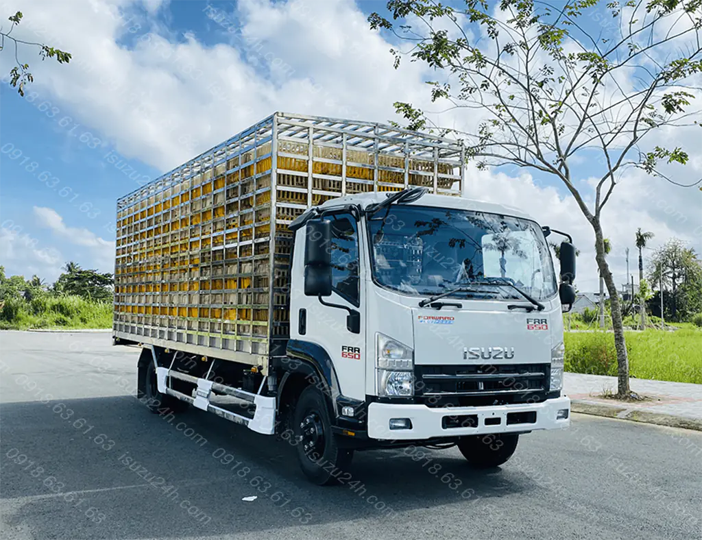 Xe chở gia cầm 6 tấn 6m8 FRR 650 Euro 4