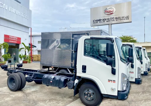 Xe tải Isuzu 1t9 2t2 QKR 210 270 230 thùng kín bạt